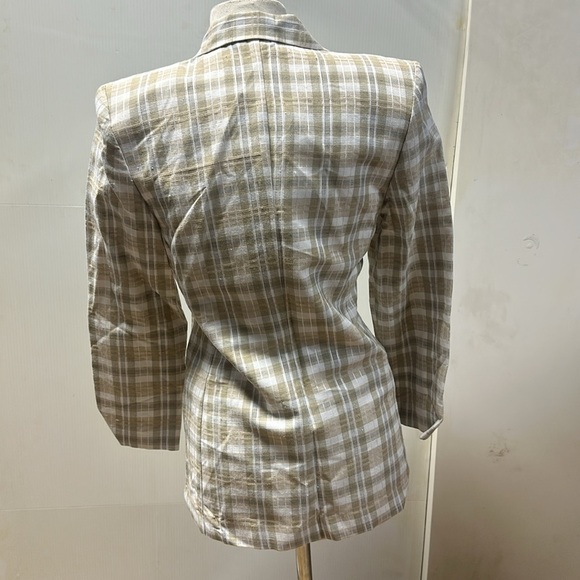 Beechers Brook - Picture 3 of 6